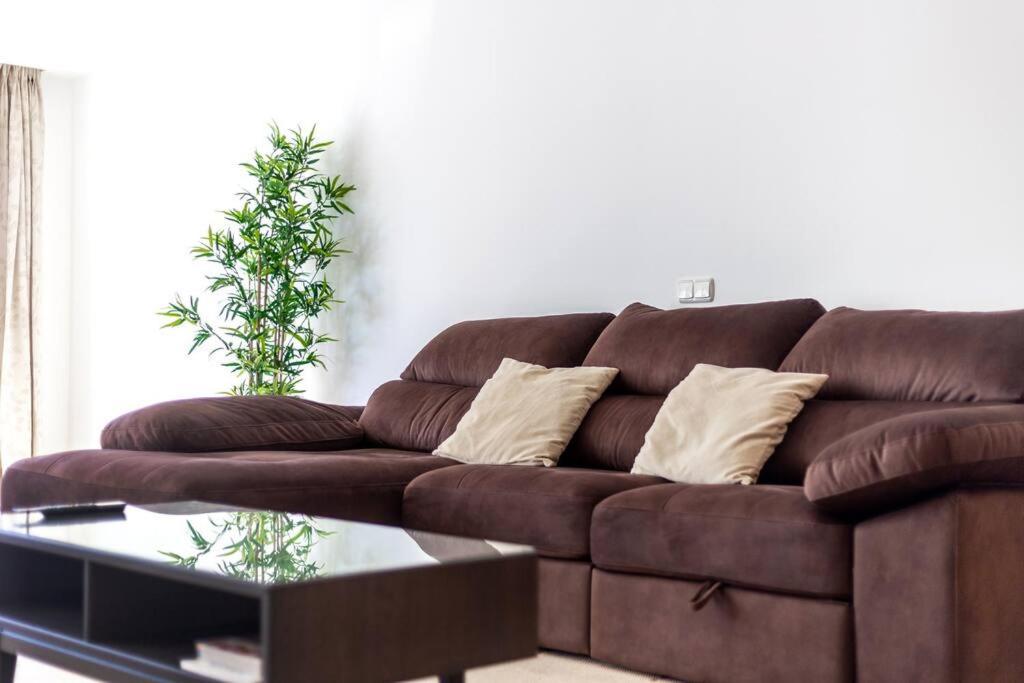 Bright Elegant 3Bdr Apartment In Puerto Banus マルベーリャ エクステリア 写真